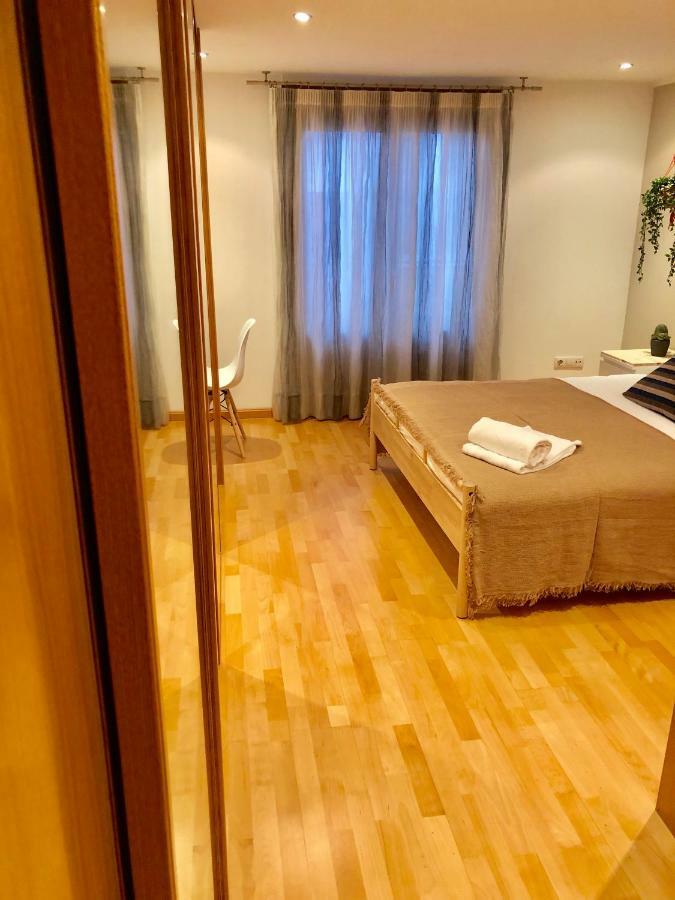 Apartament Oupen De Dor - Virgenes El Pilar Saragossa Zewnętrze zdjęcie